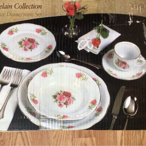 Formalities Other - Dinner set, 20 pcs NWOT